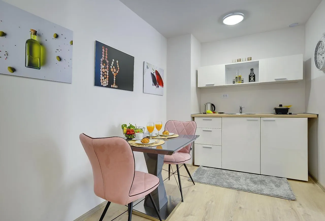 D&A Amphitheatre Apartments With Free Parking Pula 0*,